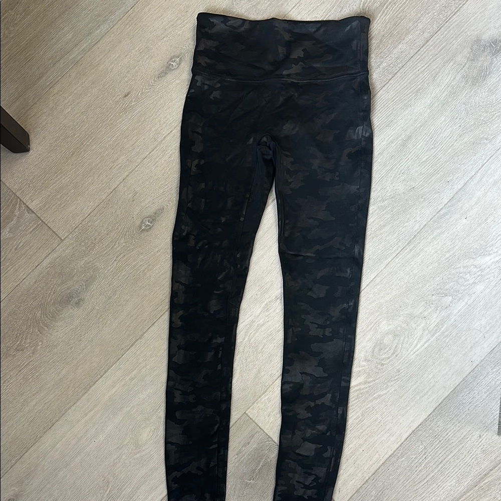 Spanx Faux Leather Black Camouflage Leggings